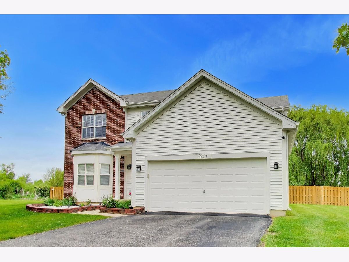 Homes For Sale Lakewood Orchard Round Lake Illinois, 527 Mara Lynn Court