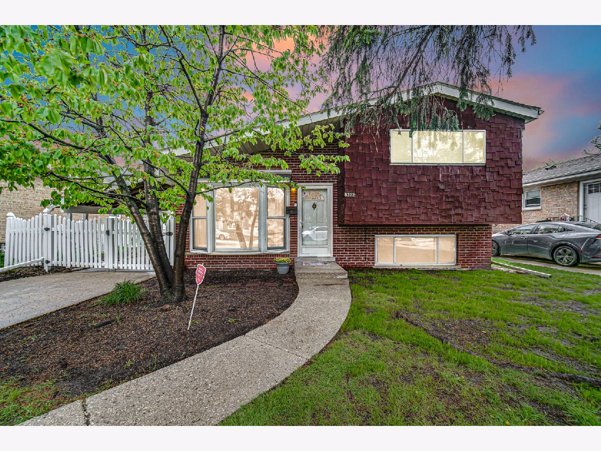  For Sale Morton Grove Illinois, 8322 Central Avenue
