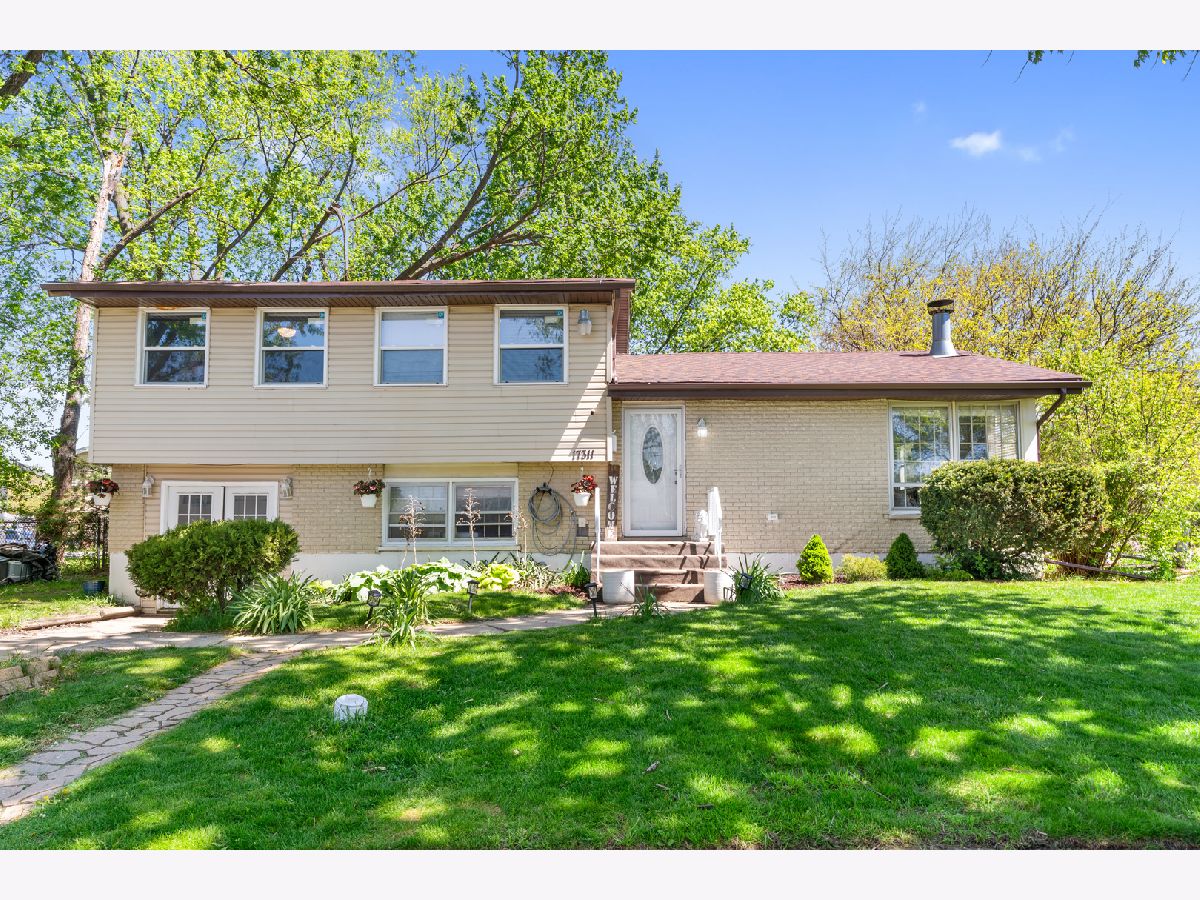  For Sale Hazel Crest Illinois, 17311 Central Park Avenue
