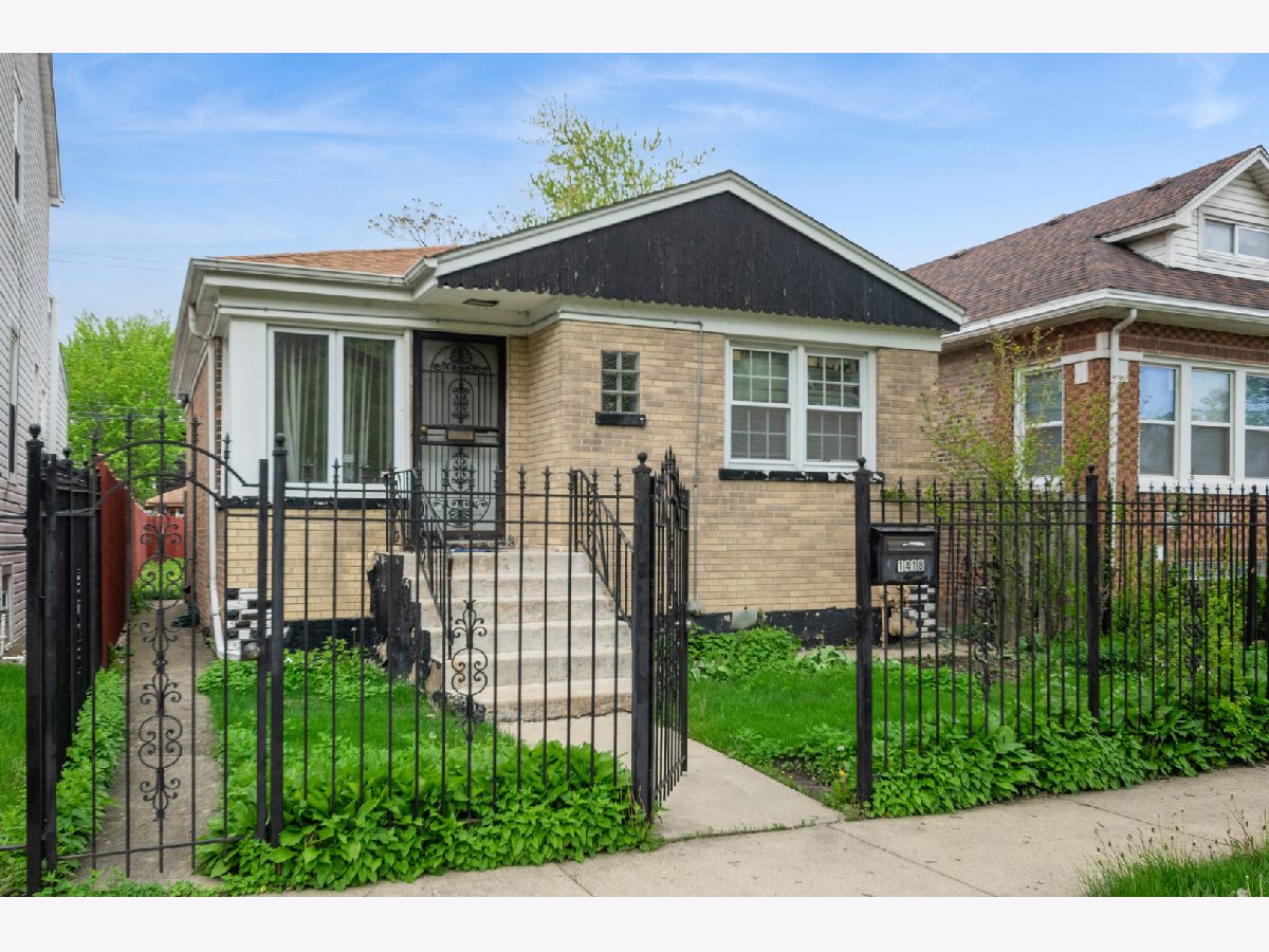  For Sale Chicago Illinois, 1418 Waller Avenue