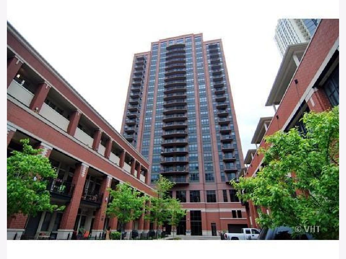  For Sale Chicago Illinois, 330 Jefferson Street
