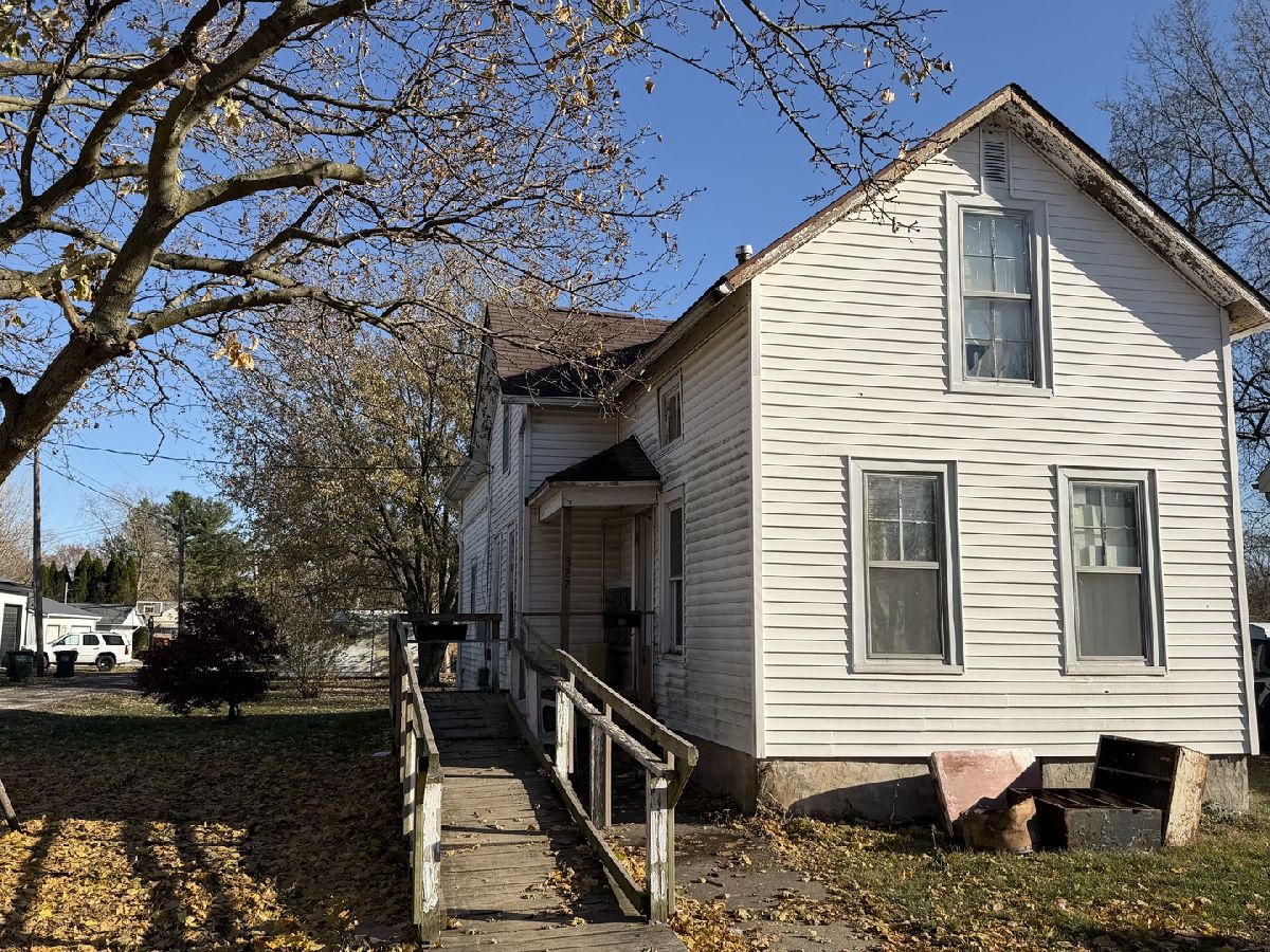  For Sale Paxton Illinois, 327 Elm Street