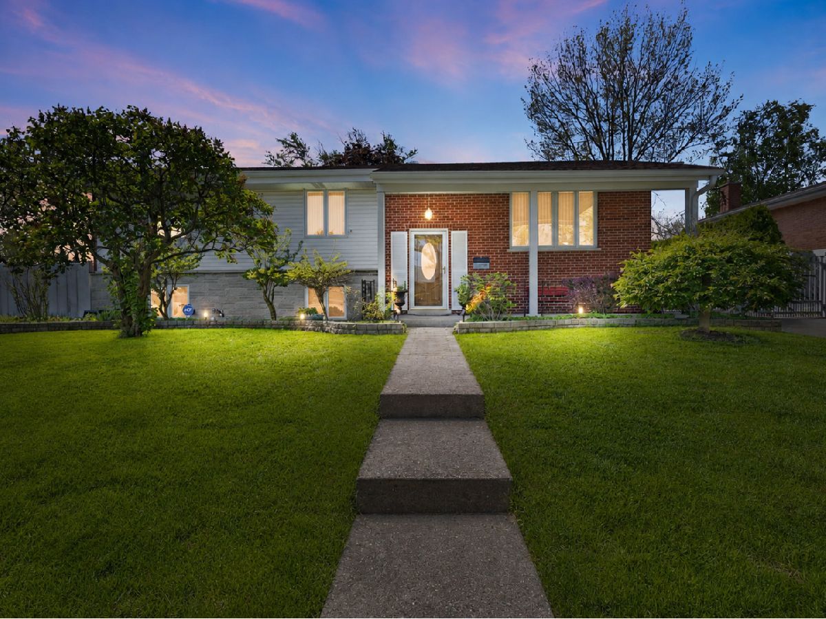  For Sale Wood Dale Illinois, 506 Forest Preserve Drive