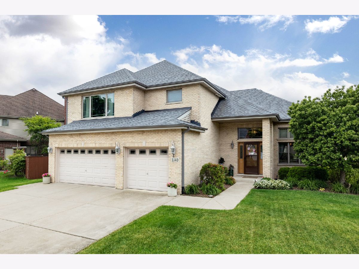  For Sale Woodridge Illinois, 1340 Witham Lane