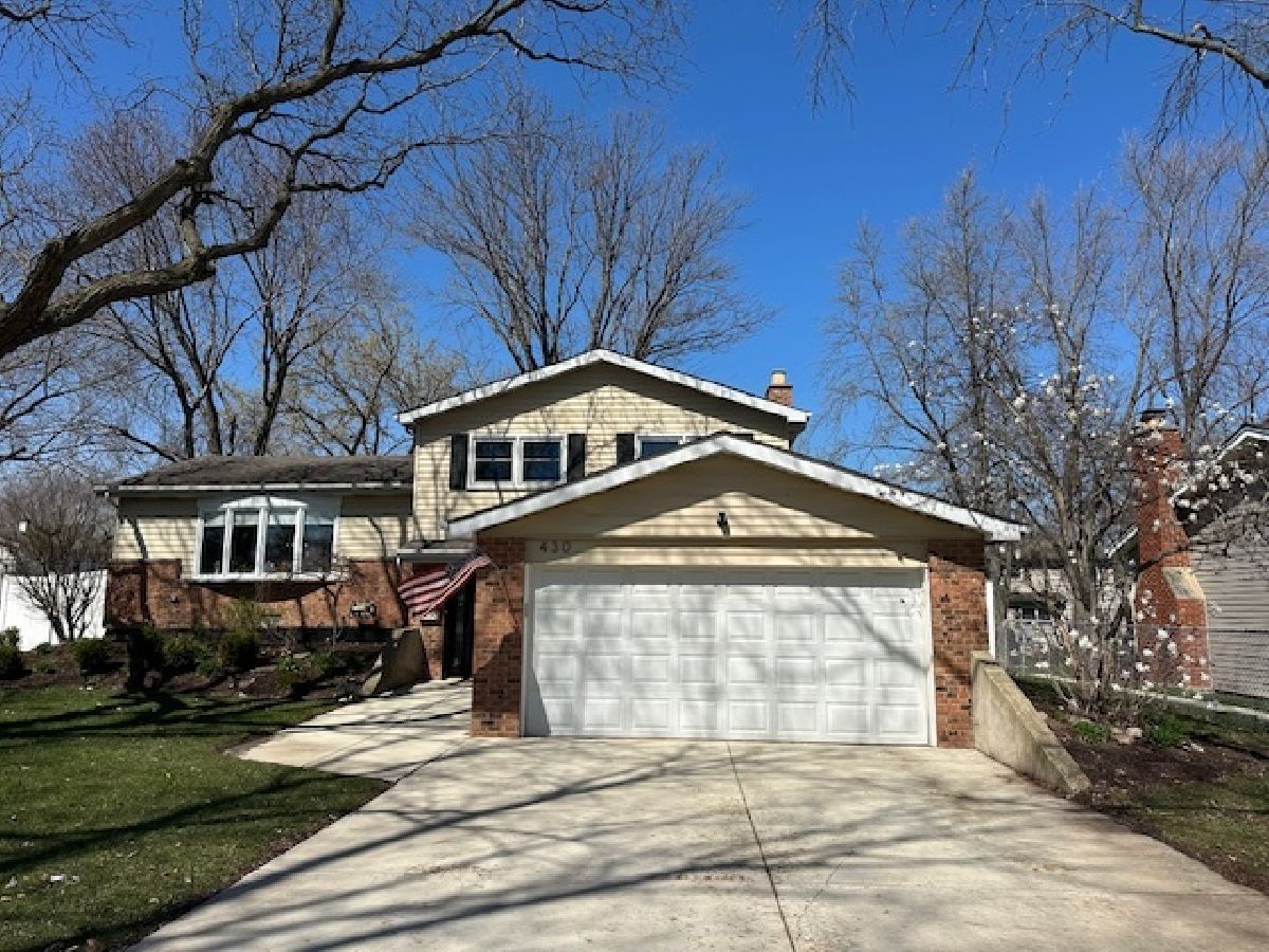  For Sale Darien Illinois, 430 71st Street