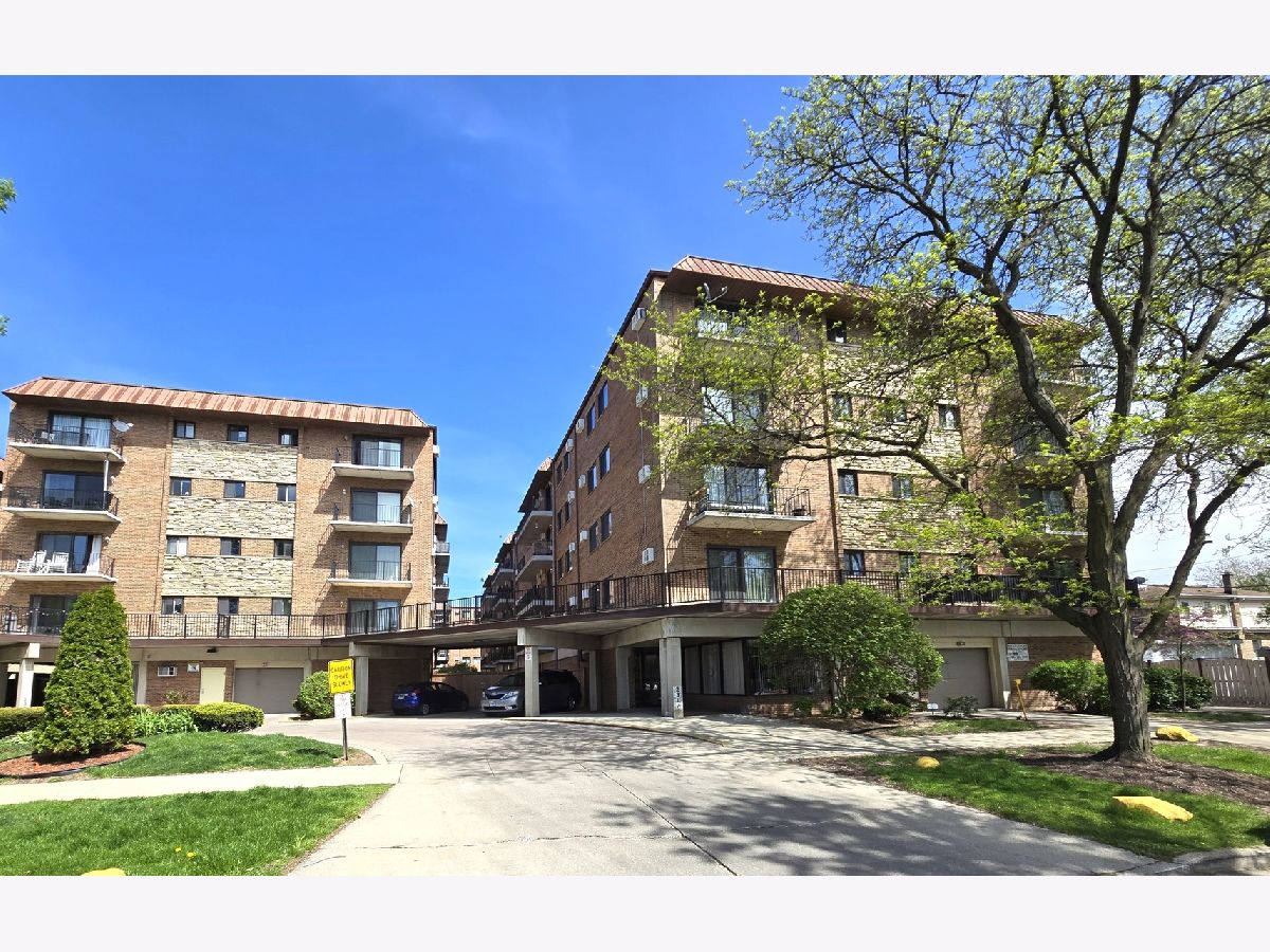  For Sale Chicago Illinois, 2317 Neva Avenue