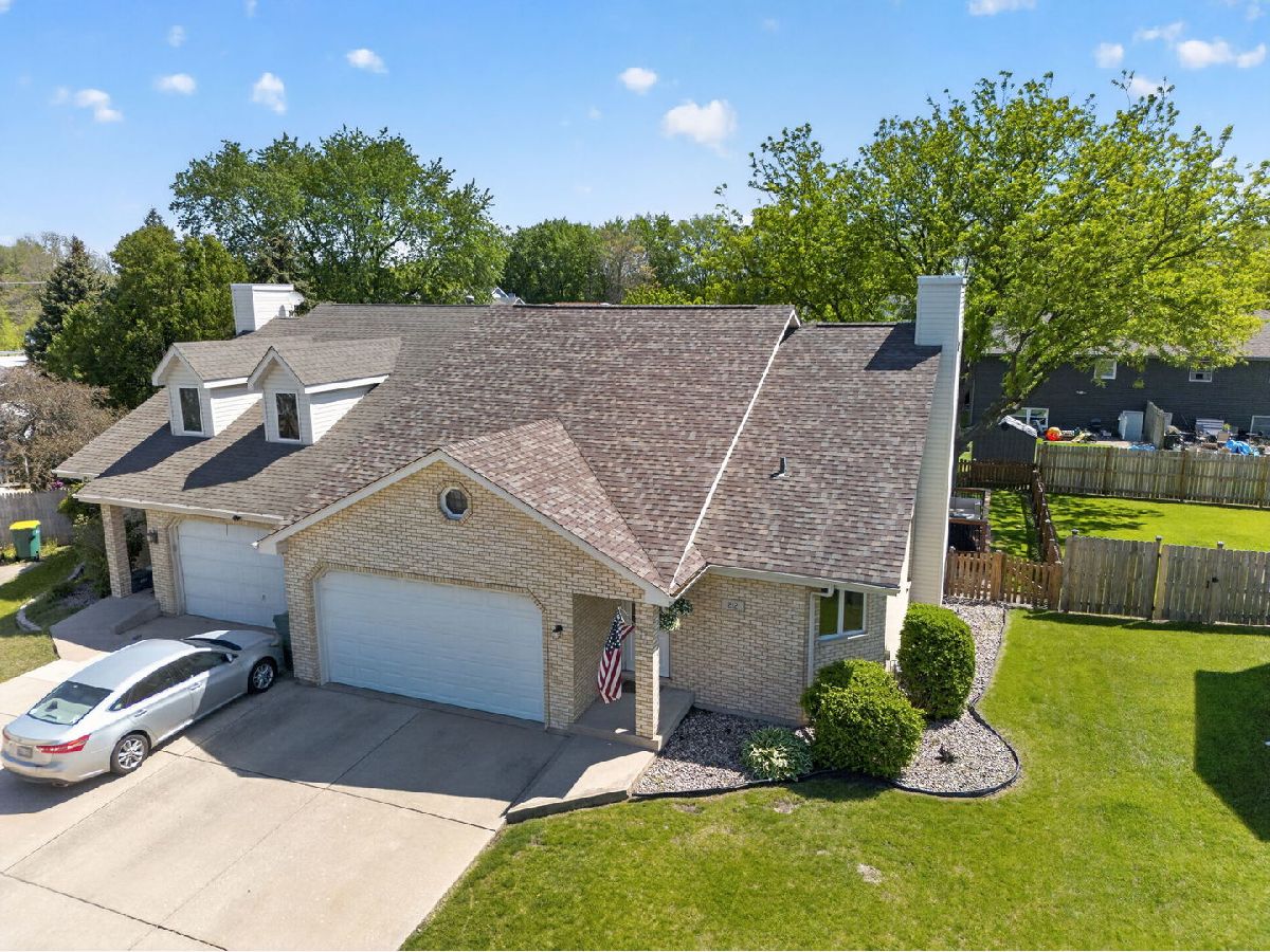  For Sale Shorewood Illinois, 212 Huntington Court