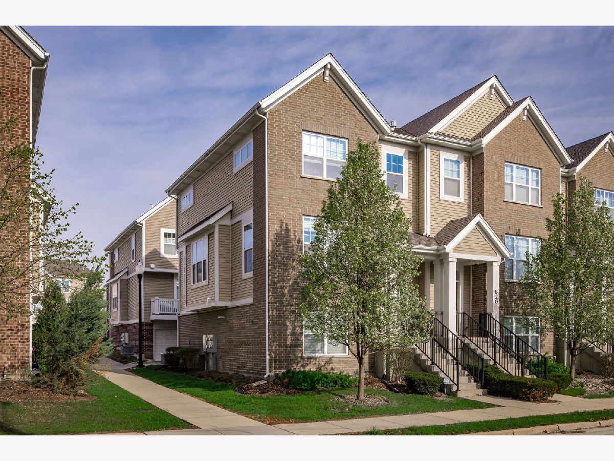  For Sale Des Plaines Illinois, 822 Center Street