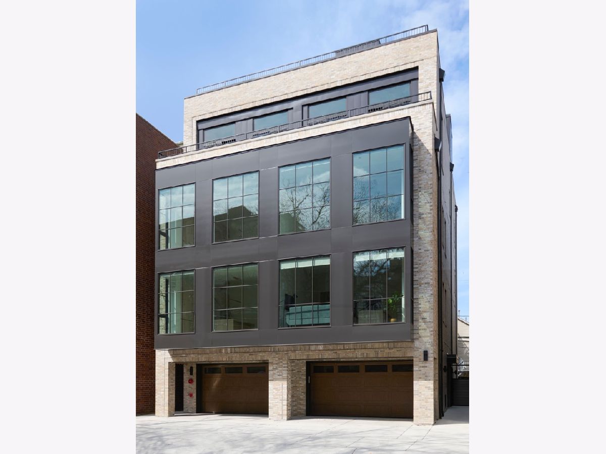  Rented Chicago Illinois, 1500 Wieland