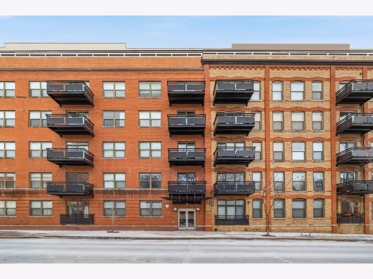  For Rent Chicago Illinois, 1735 Diversey