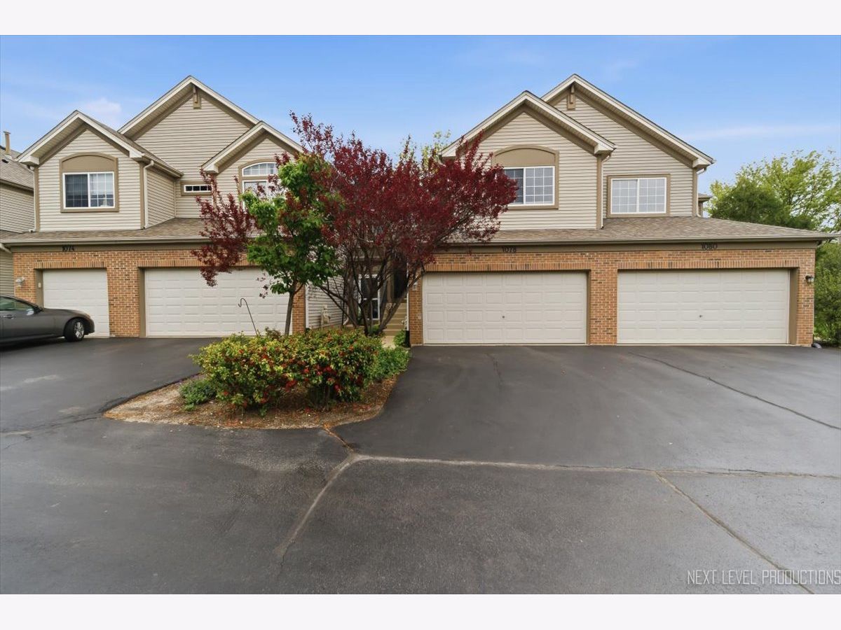 Townhomes & Condos Rented Woodlands At Oakhurst North Aurora Illinois, 1078 Parkhill