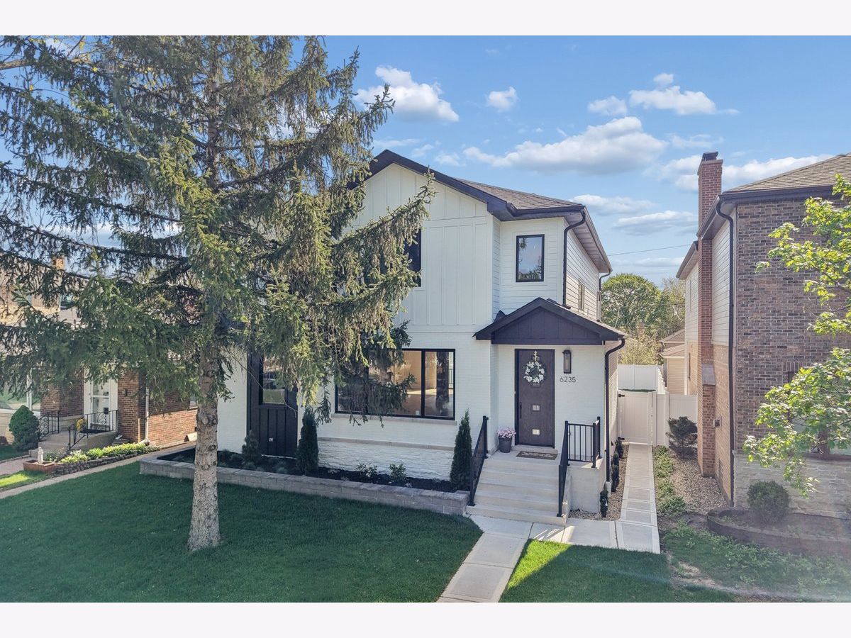  For Sale Chicago Illinois, 6235 Kedvale Avenue