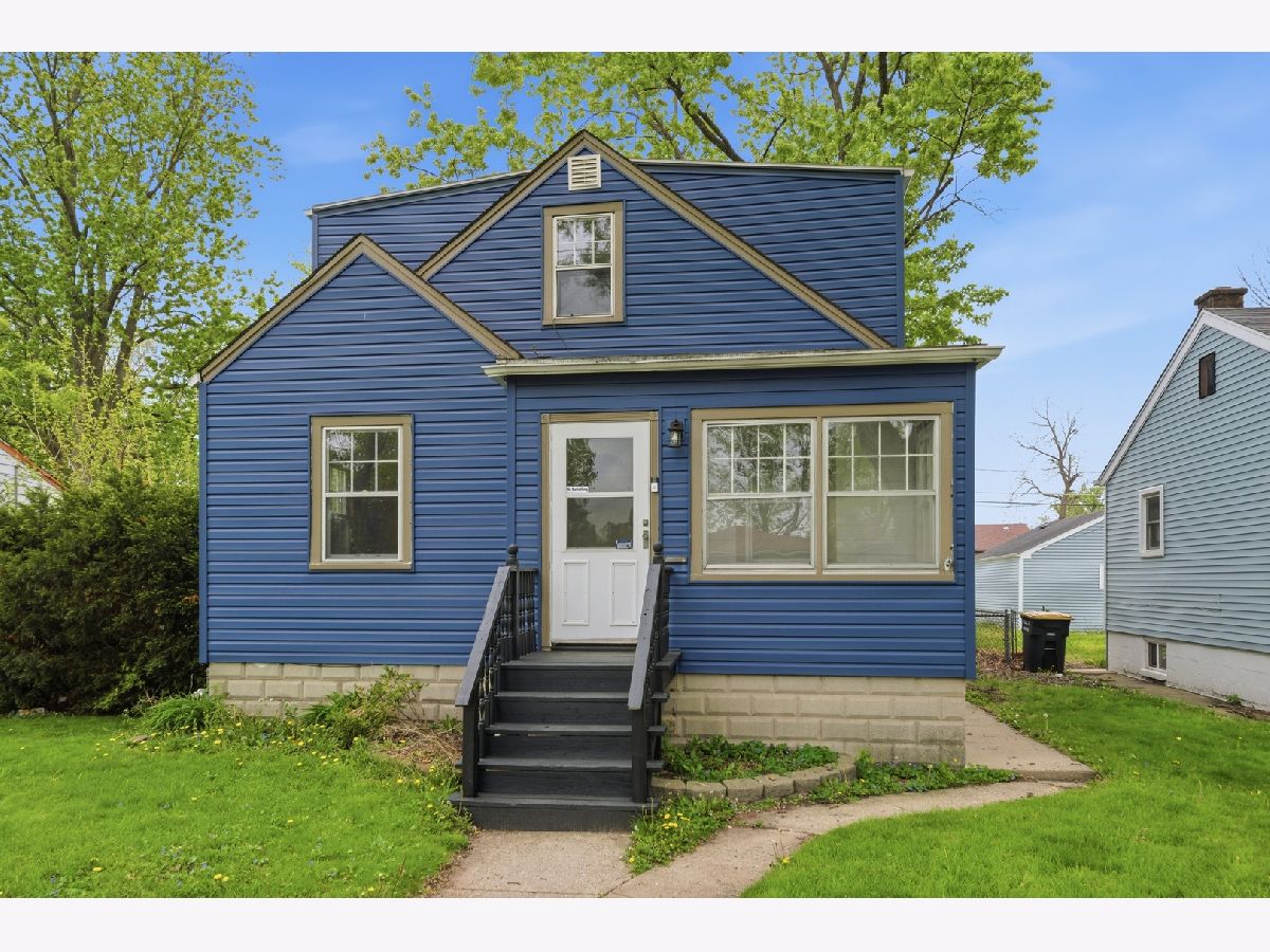 For Sale Lansing Illinois, 18409 Oakwood Avenue