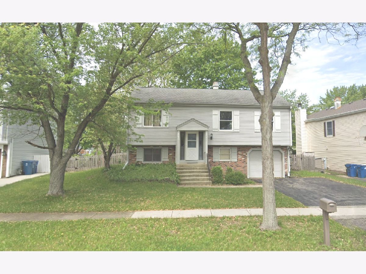  Rented Bartlett Illinois, 982 Grant