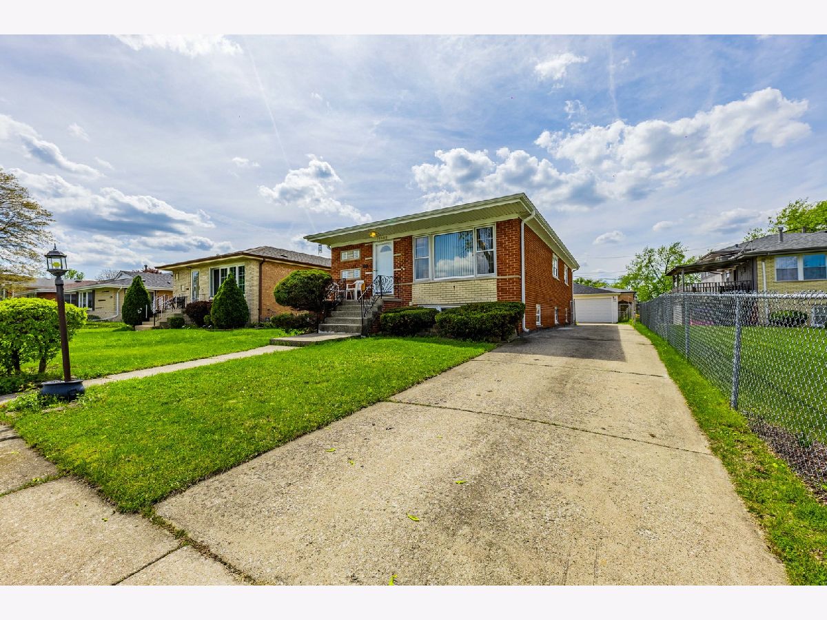 For Sale Chicago Ridge Illinois, 10808 Major Avenue