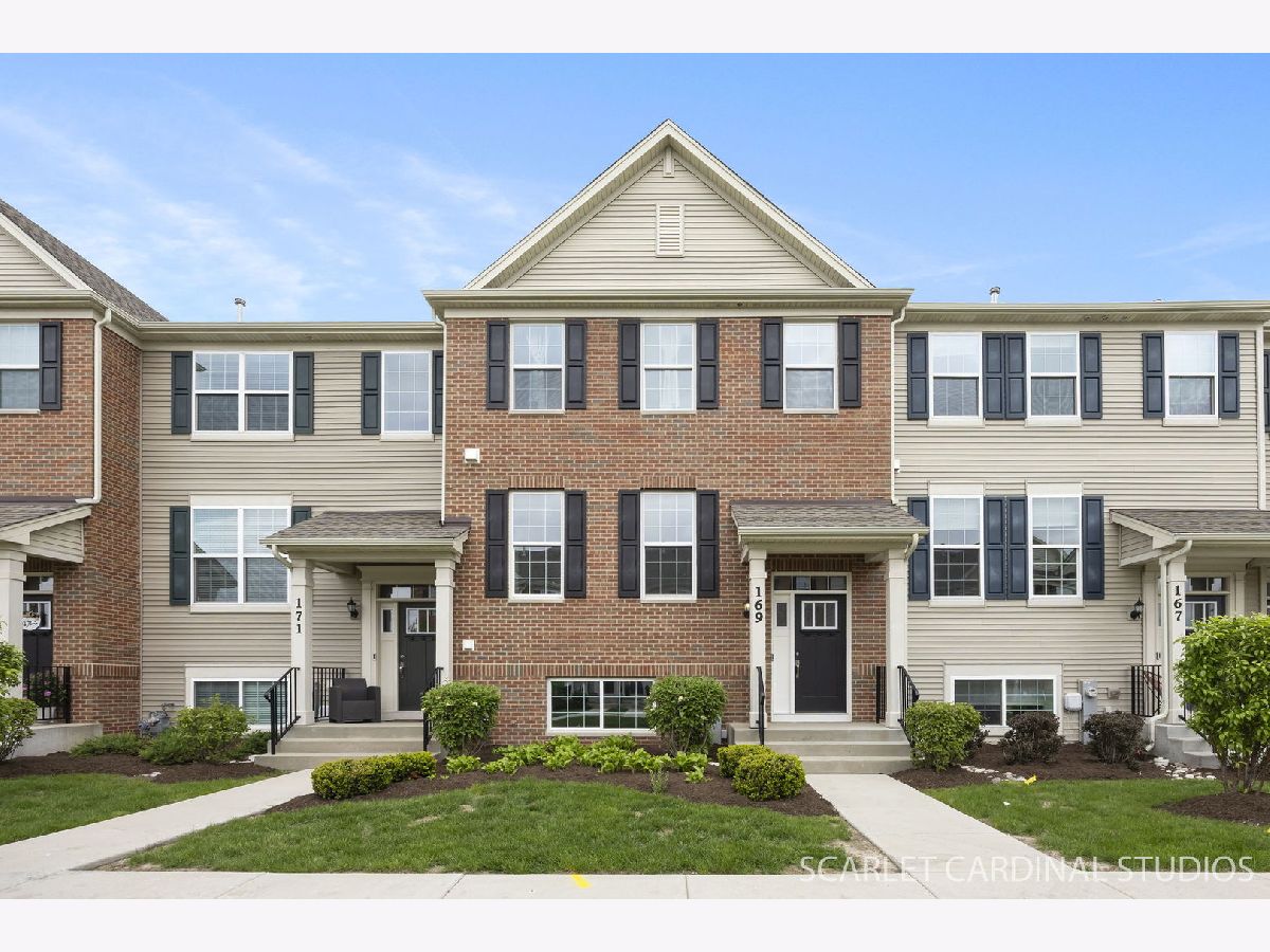  For Rent Oswego Illinois, 169 Lakeshore