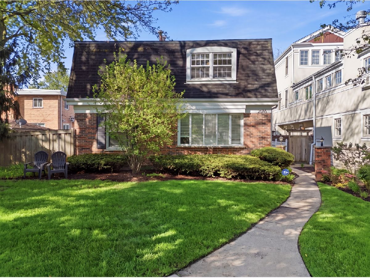  For Sale Evanston Illinois, 2666 Prairie Avenue
