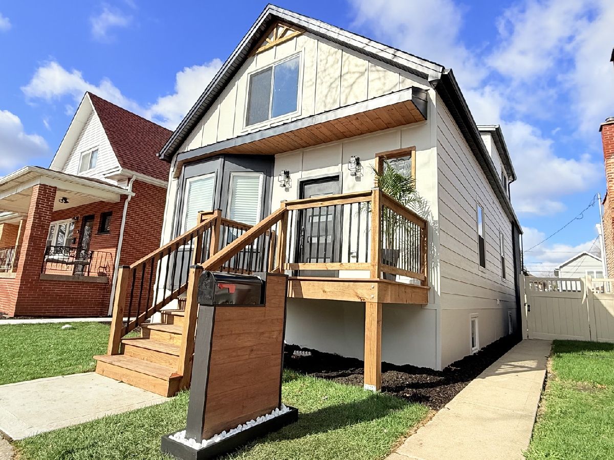  For Sale Berwyn Illinois, 2222 Highland Avenue