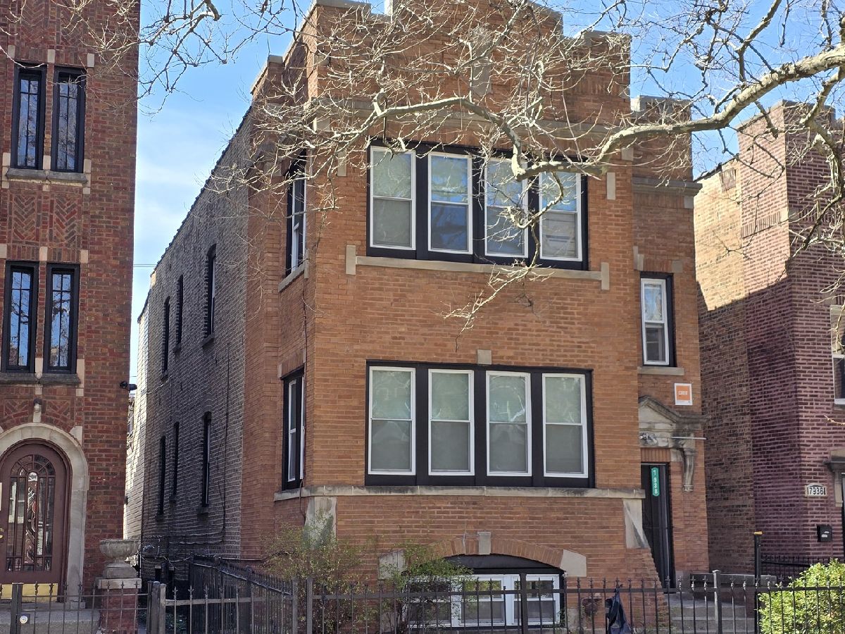  For Sale Chicago Illinois, 7938 Langley Avenue