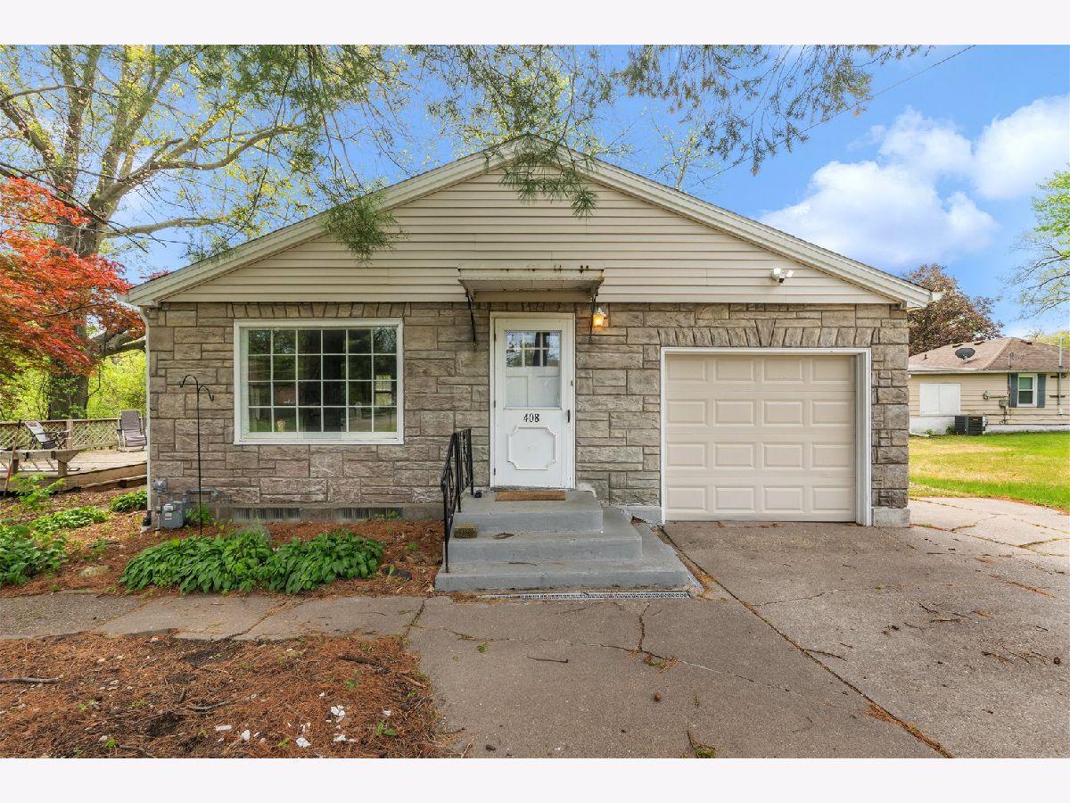  For Sale Moline Illinois, 408 32nd Avenue