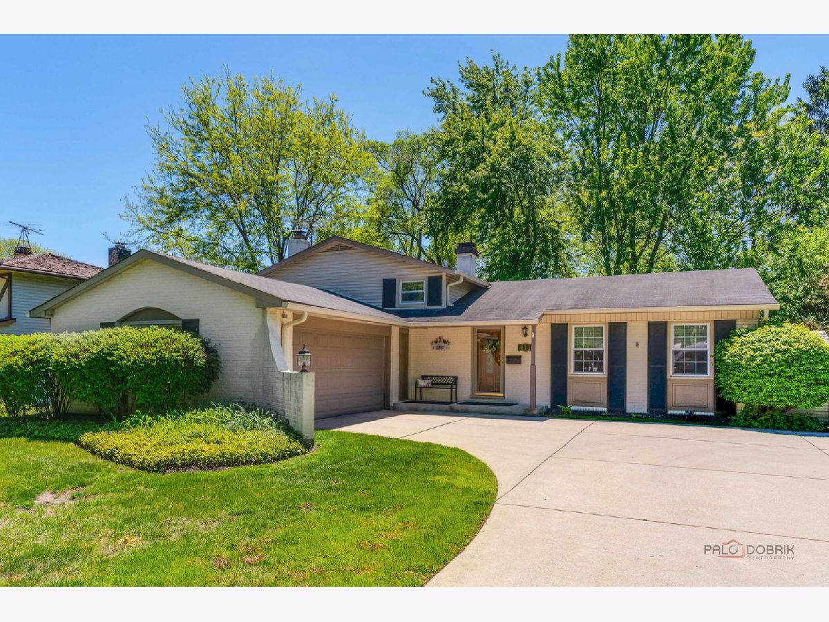  For Sale Libertyville Illinois, 615 Golf Road
