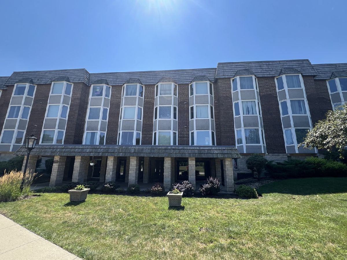  For Sale Park Ridge Illinois, 500 Thames Parkway