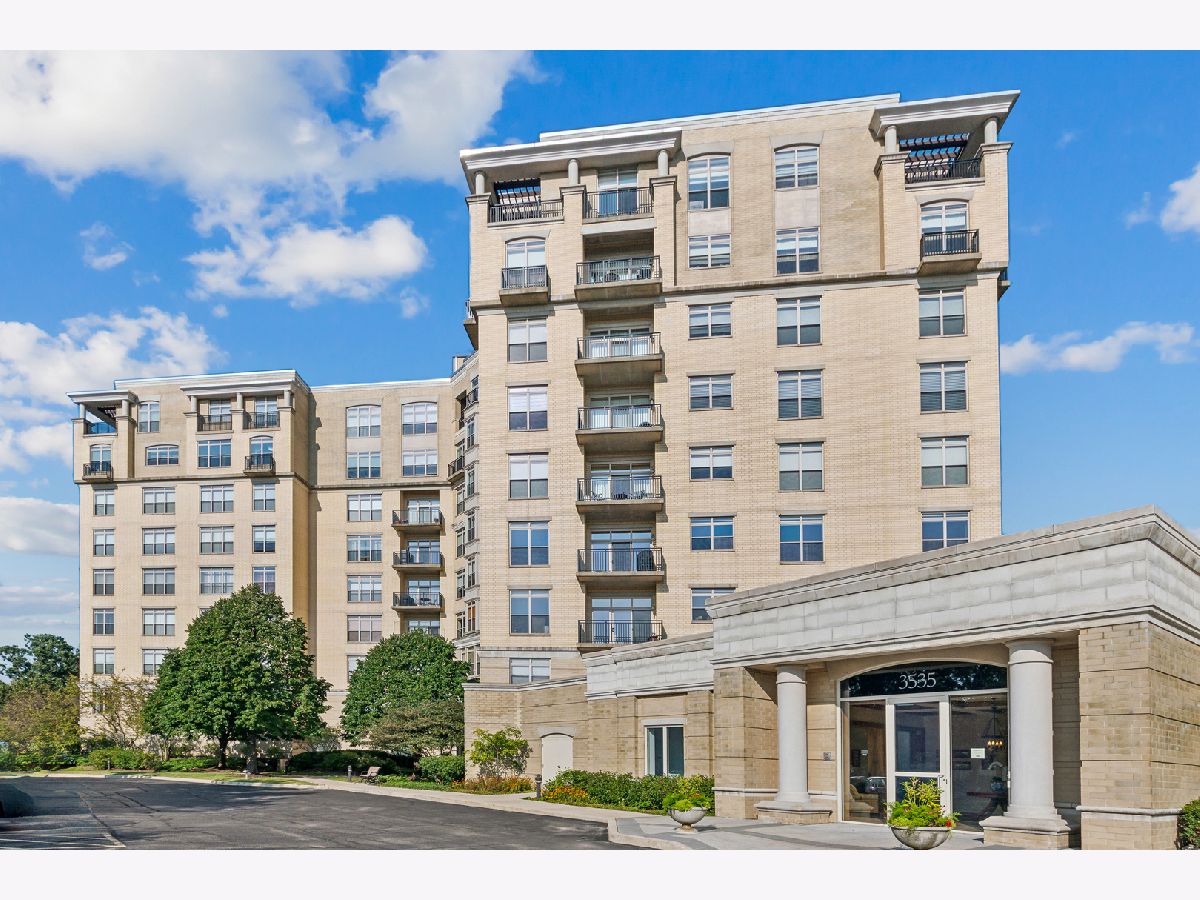 Condos & Townhomes & Homes For Sale Fort Sheridan Highland Park Illinois, 3535 Patten Road