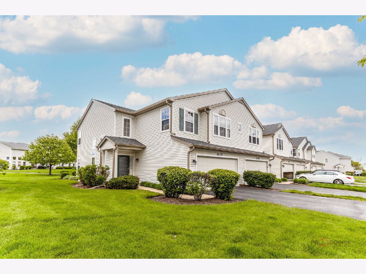 Homes & Townhomes & Condos For Sale Clearwater Springs Plainfield Illinois, 6931 Creekside Drive