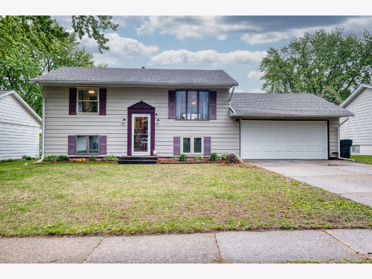  For Sale Clinton Iowa, 2313 Lafayette Terrace
