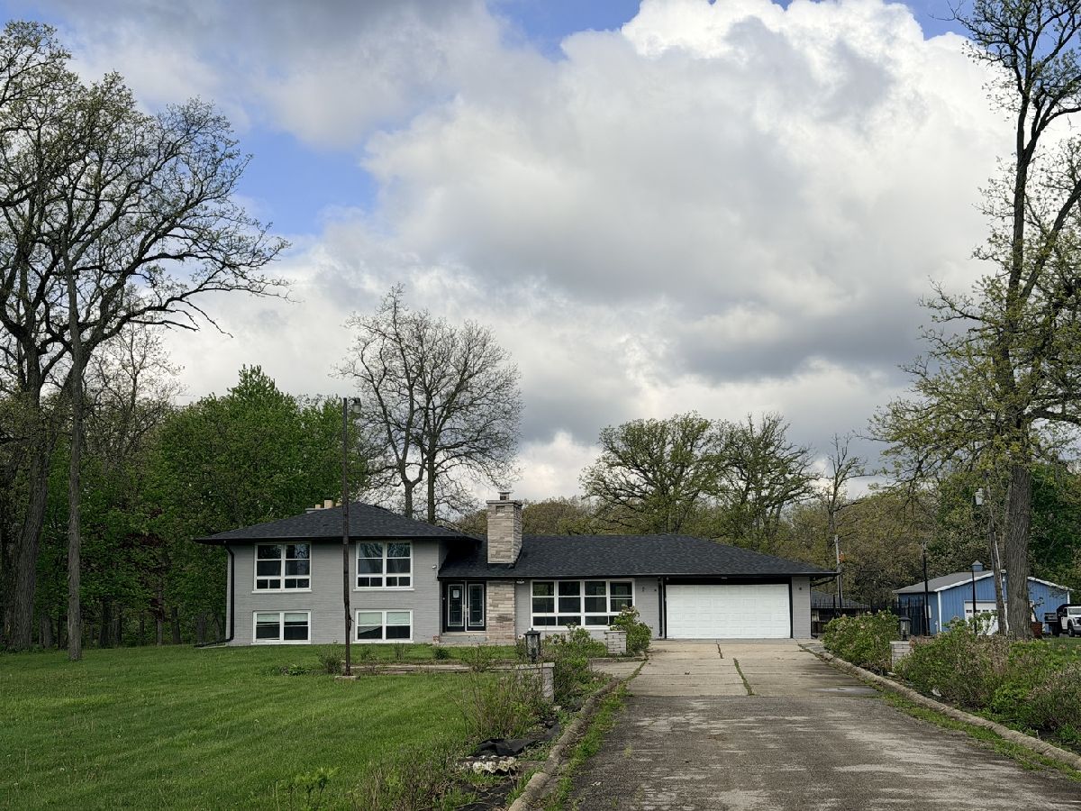 For Sale Crete Illinois, 25716 Stoney Island Avenue