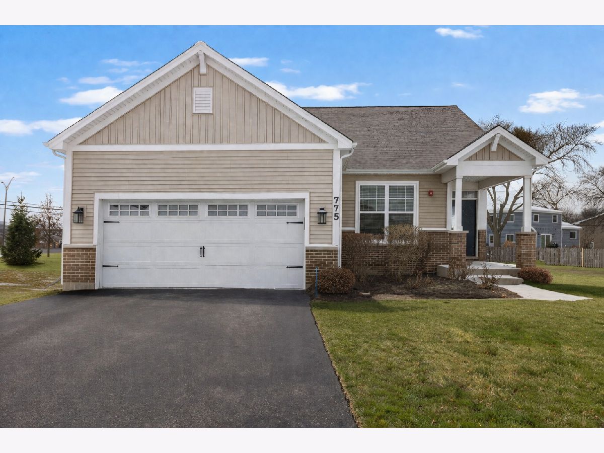  For Sale Addison Illinois, 775 Fairway Drive