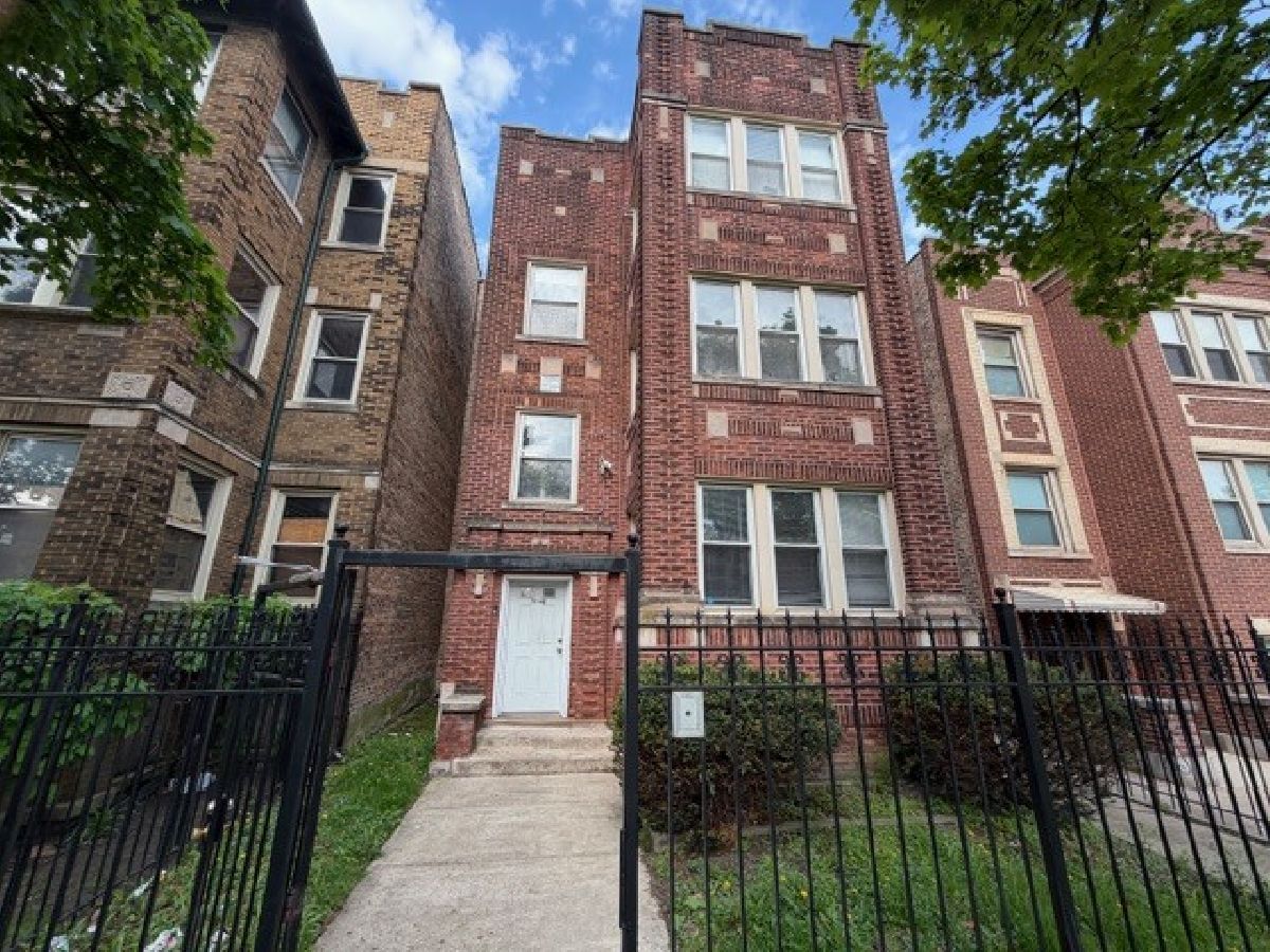  For Sale Chicago Illinois, 11146 Vernon Avenue