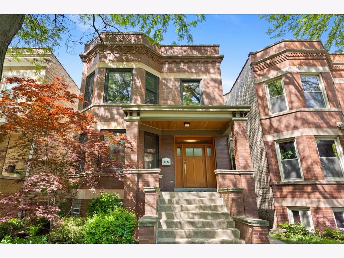  Sold Chicago Illinois, 4724 Artesian
