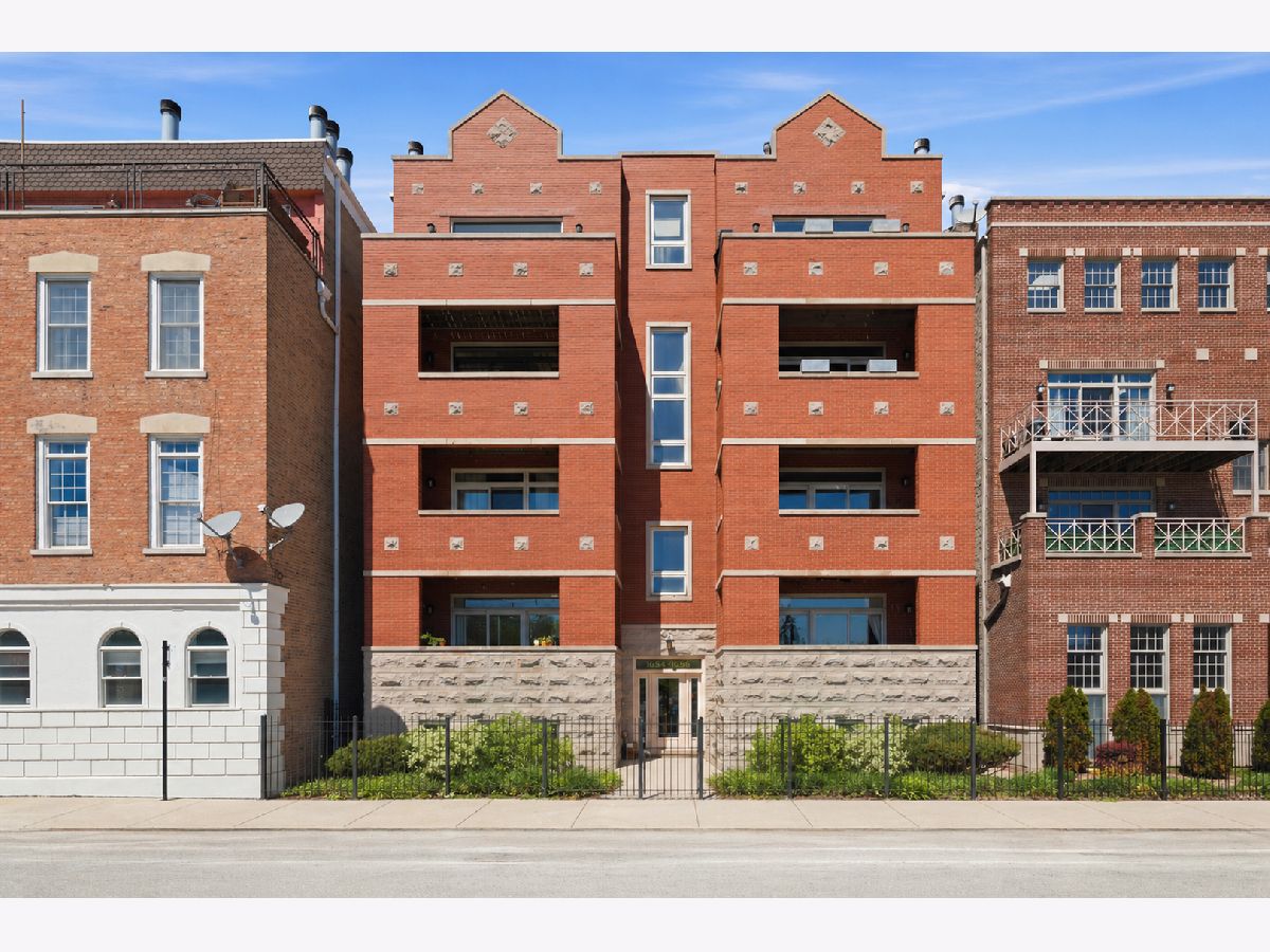  For Sale Chicago Illinois, 1656 Augusta Boulevard