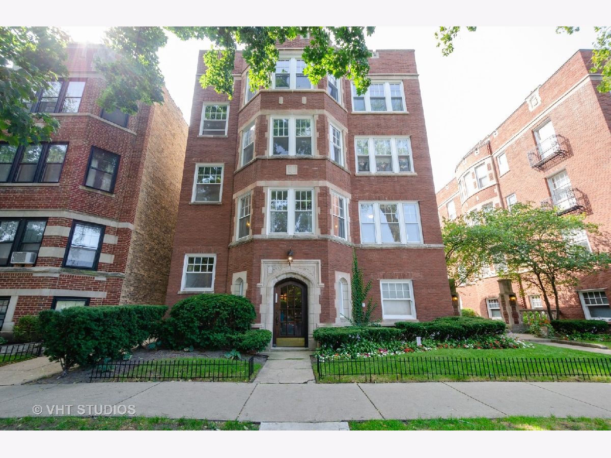  Rented Evanston Illinois, 734 Hinman