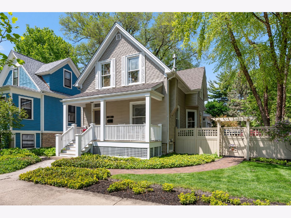  For Sale Evanston Illinois, 1319 Leonard Place
