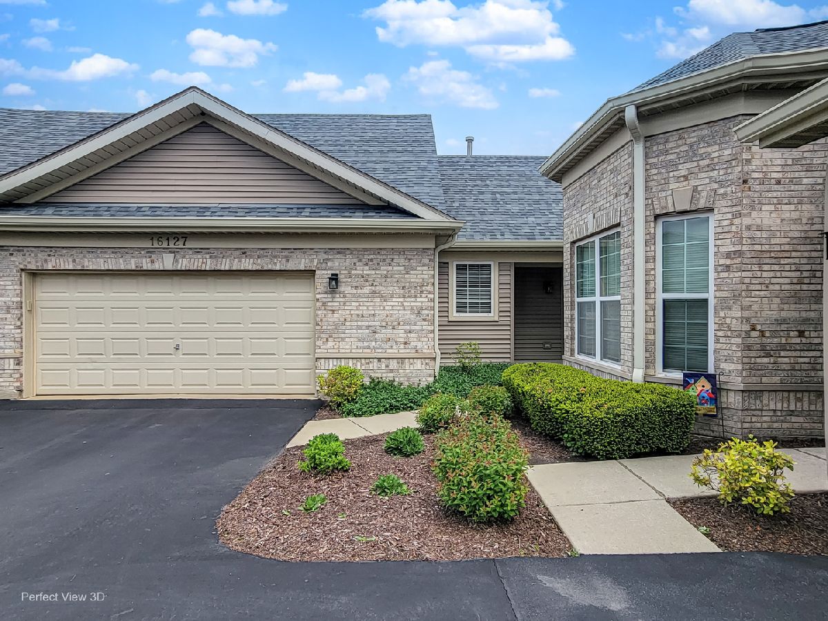  For Sale Crest Hill Illinois, 16127 Powderhorn Lake Way