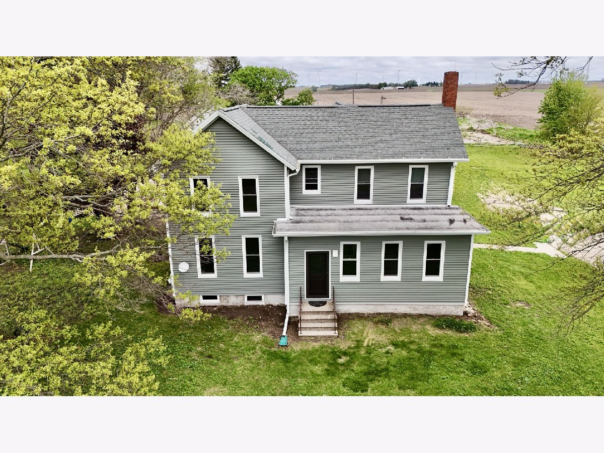  For Sale Walnut Illinois, 17767 2400 N Avenue