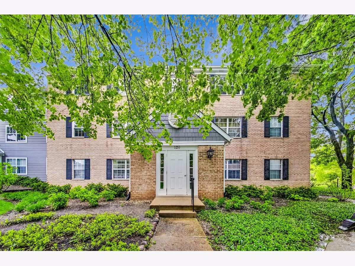  Rented Libertyville Illinois, 120 Winchester