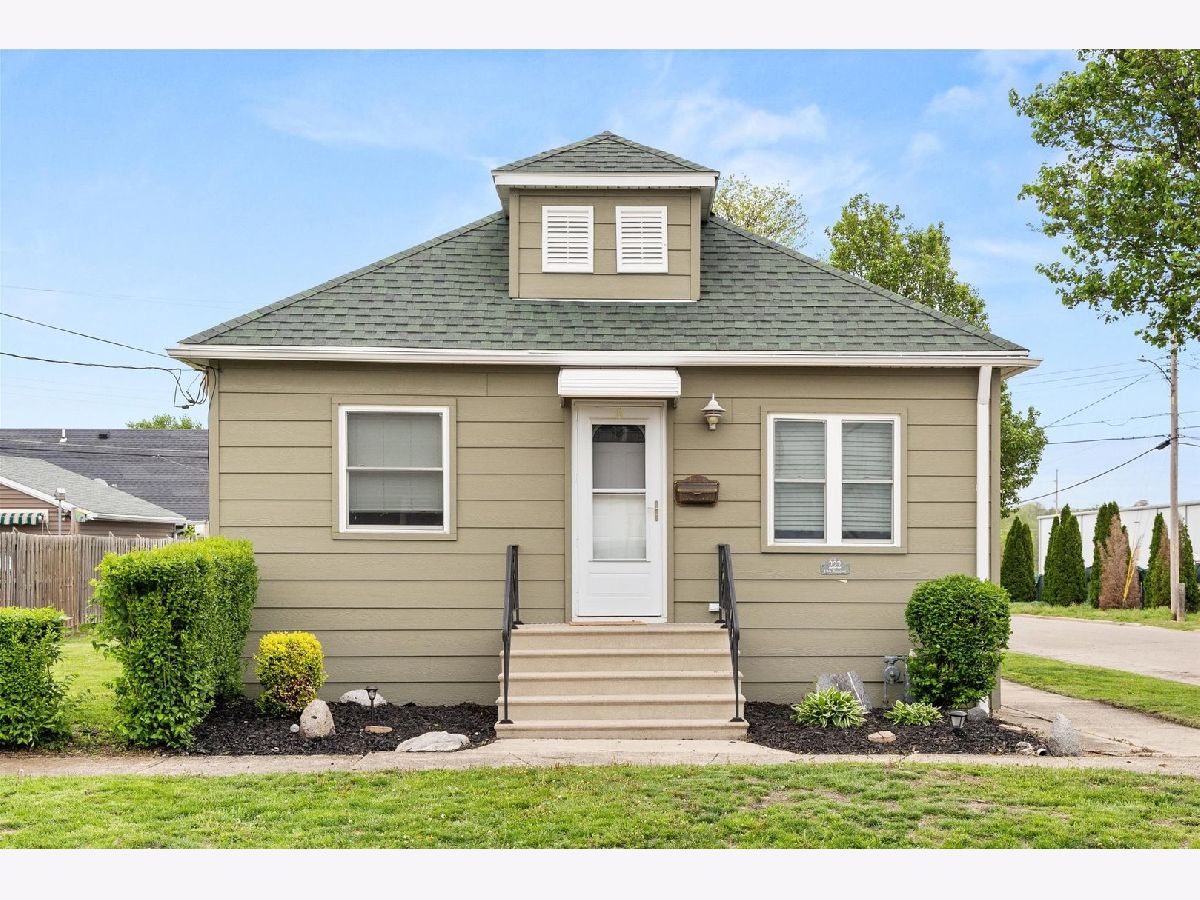  For Sale Ottawa Illinois, 222 19th Avenue