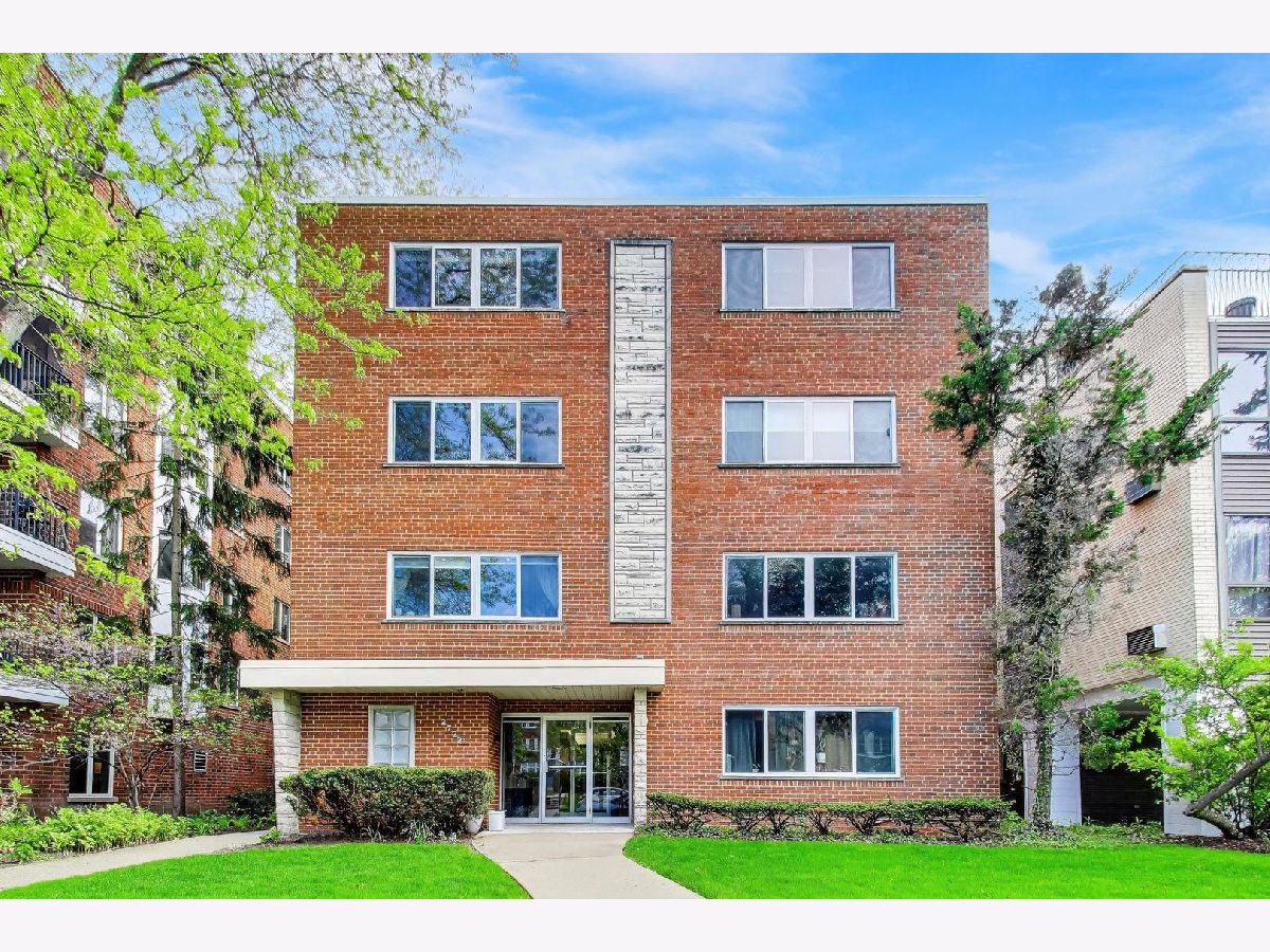  For Rent Evanston Illinois, 2722 Central
