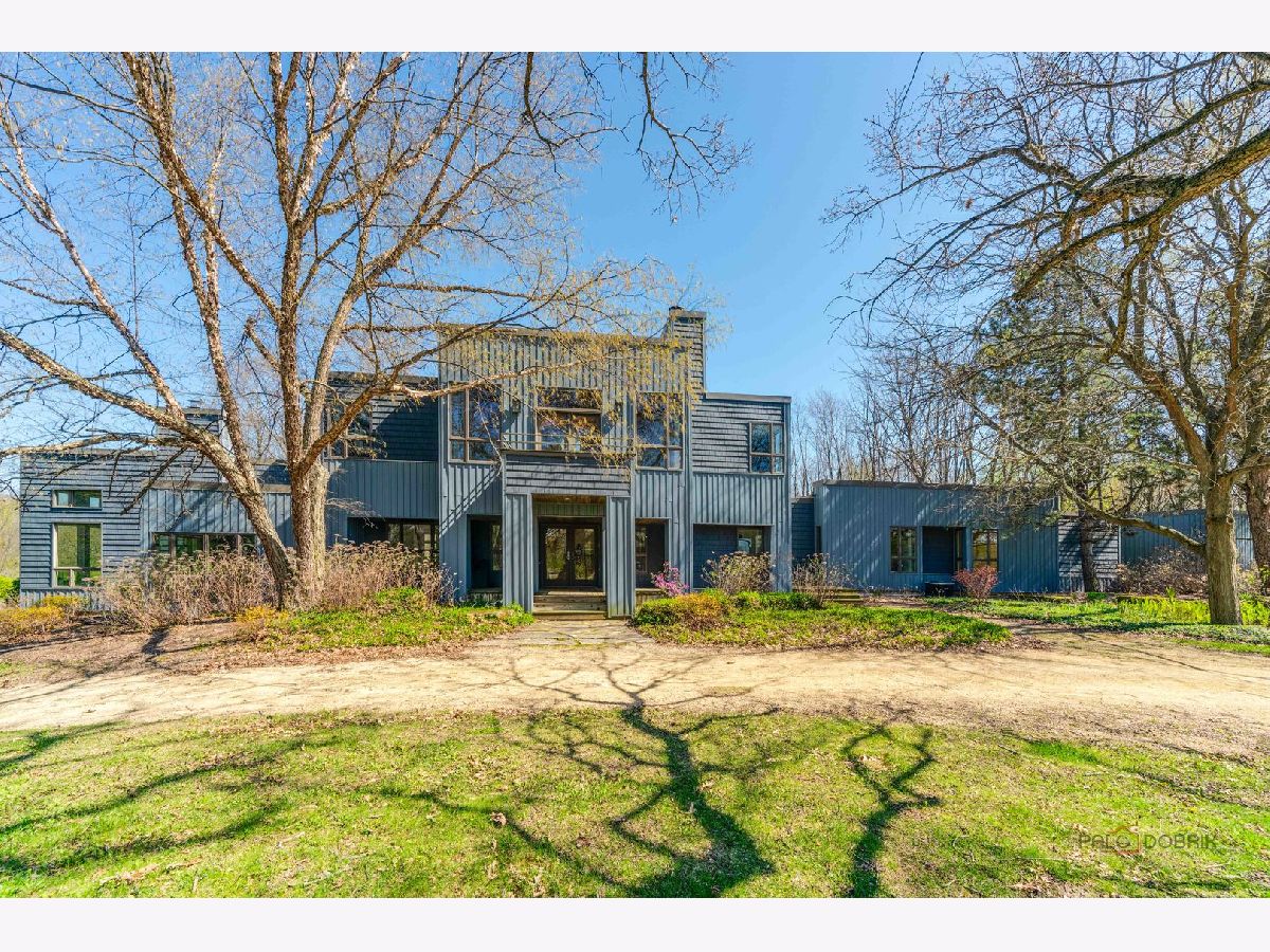 For Sale Harvard Illinois, 18212 Oak Grove Road