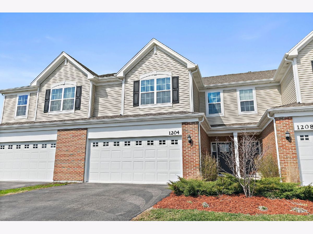  For Sale Mchenry Illinois, 1204 Draper Road