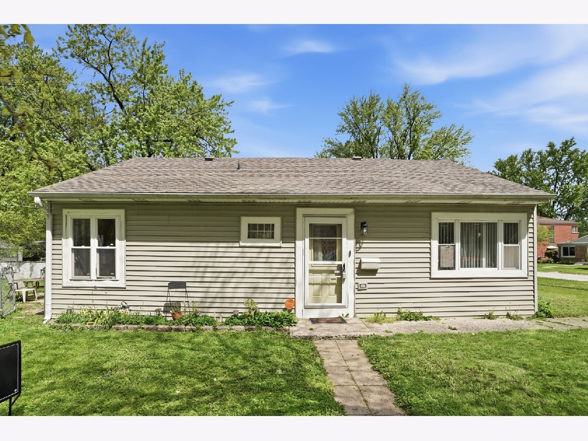  For Sale Hazel Crest Illinois, 16784 Trapet Avenue