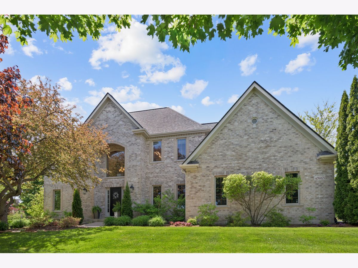 Homes For Sale Stonecrest Elgin Illinois, 40W675 Stonebriar Lane