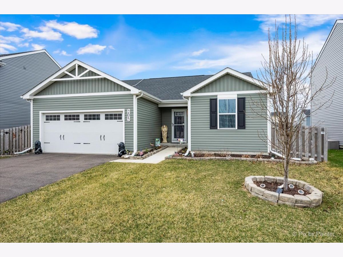  For Sale Waterman Illinois, 205 Buckeye Street