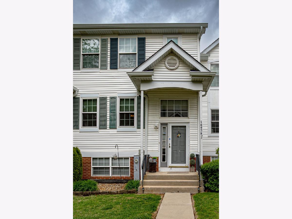  For Sale Lockport Illinois, 16438 Teton Drive