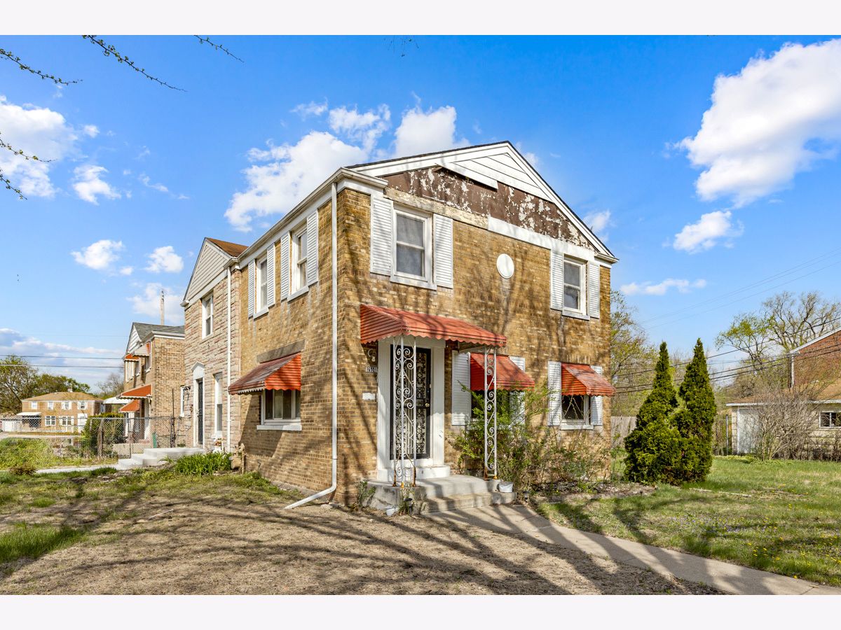  For Sale Chicago Illinois, 2556 97th Place