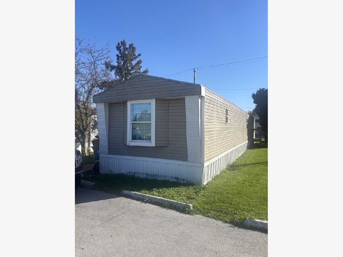  For Sale Crete Illinois, 1712 Dixie Highway