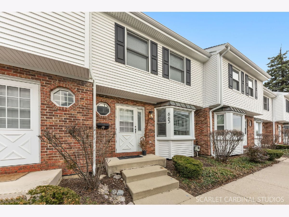 Rented Wheaton Illinois, 863 College